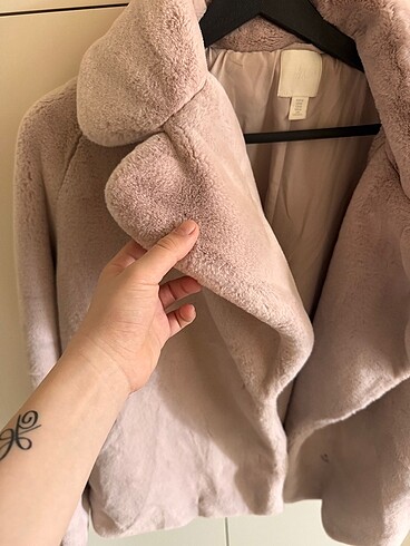 H&M H&M Tozpembe Kürk