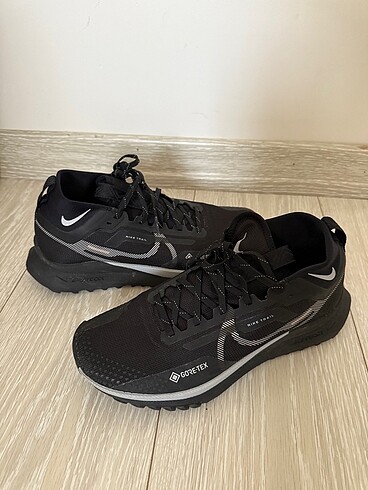 Nike Gore Tex