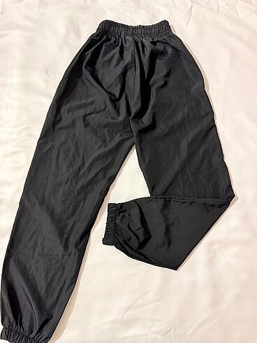 s Beden siyah Renk Nike Paraşüt Pantolon