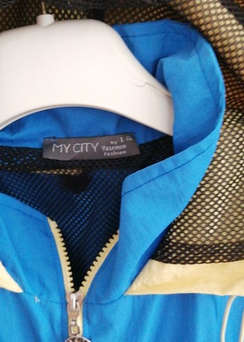 Kadın Mavi Uzun Fermuarlı Yağmurluk - Görsel 2