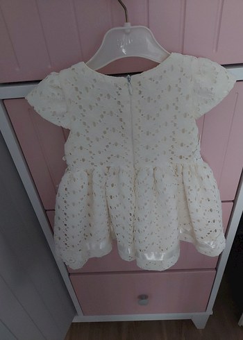 Kız Çocuk Beyaz Dantel İşlemeli Elbise - Görsel 2