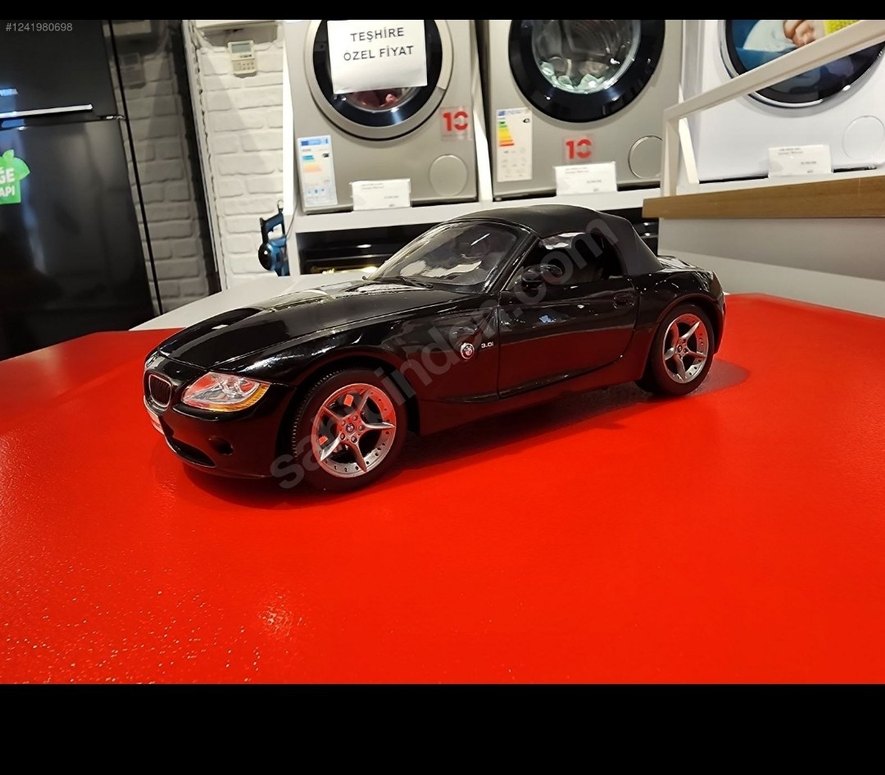 Siyah BMW Oyuncak Araba Modeli - Görsel 2