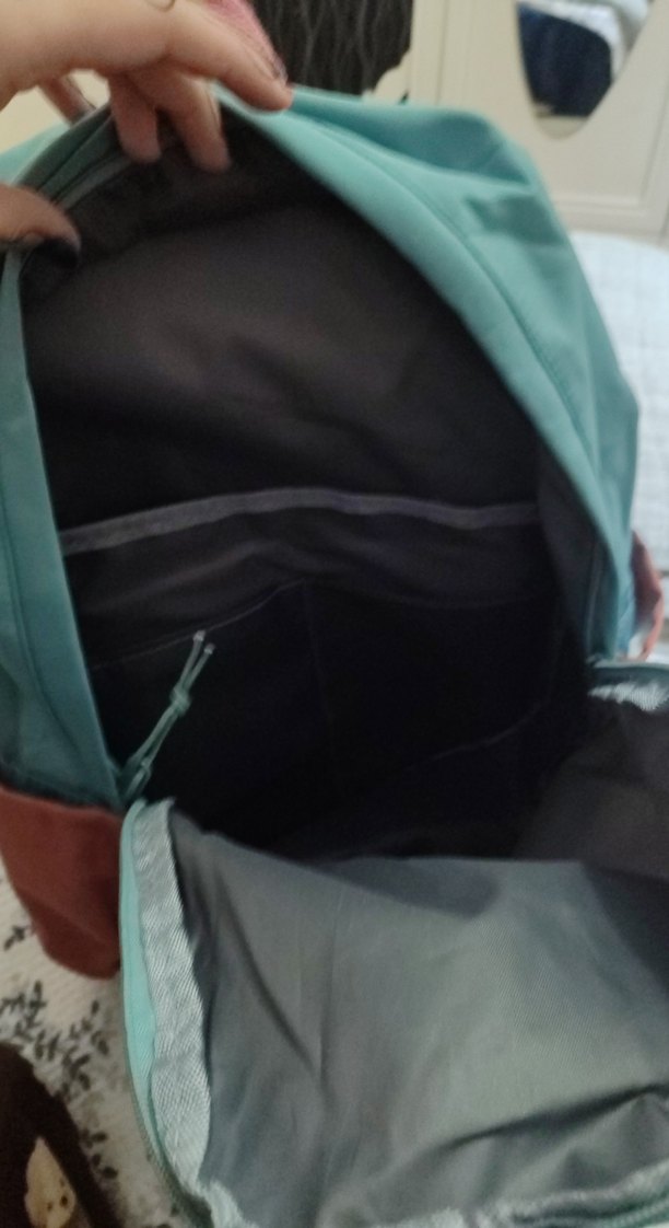 sırt çantası - Görsel 3