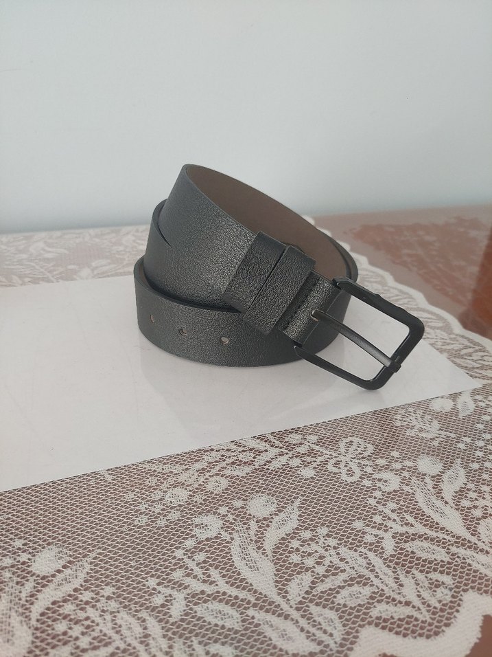 Minimalist Siyah Erkek Kemer - Görsel 3