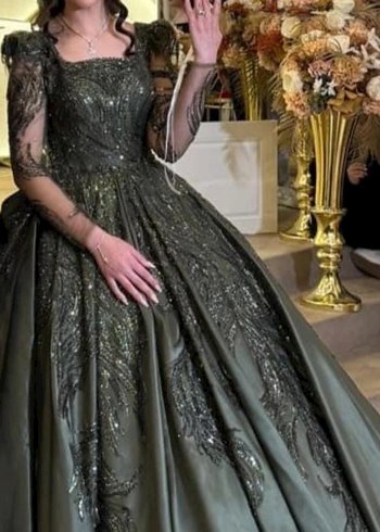 Uzun Kollu Nakışlı Haki Nişan Elbisesi - Görsel 4