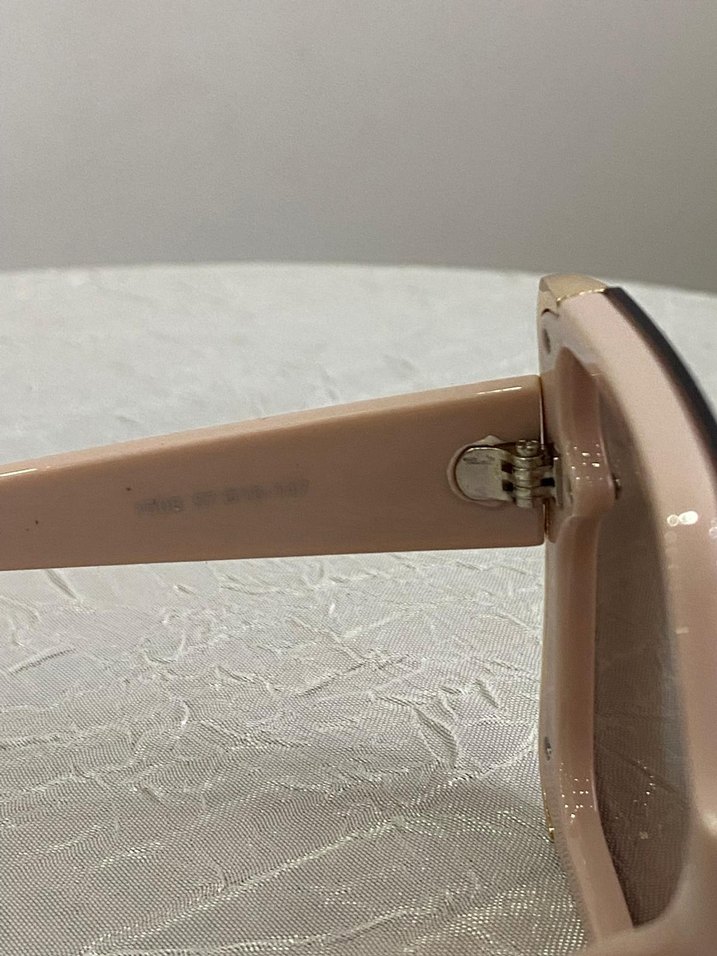 Bej Transparan Louis Vuitton Kadın Güneş Gözlüğü - Görsel 4