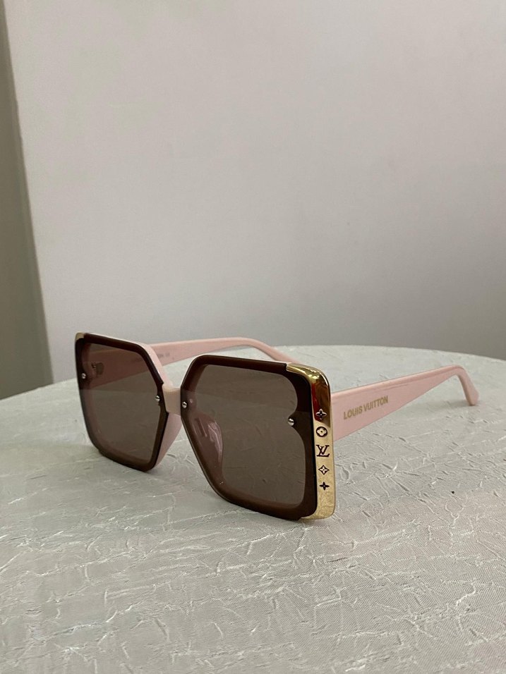 Bej Transparan Louis Vuitton Kadın Güneş Gözlüğü - Görsel 2