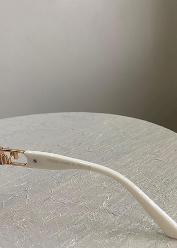 FENDİ KADIN GÜNEŞ GÖZLÜĞÜ - Görsel 4