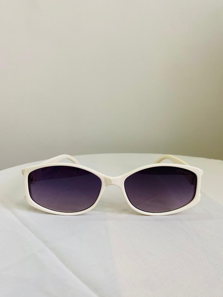 LOUİS VUİTTON KADIN GÜNEŞ GÖZLÜĞÜ - Görsel 3