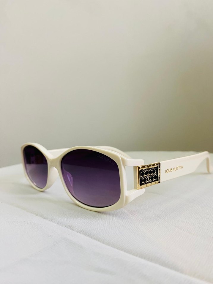 LOUİS VUİTTON KADIN GÜNEŞ GÖZLÜĞÜ - Görsel 2