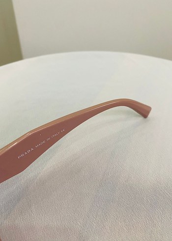 Bej Prada Kadın Gözlüğü, Pastel Tonlar - Görsel 5