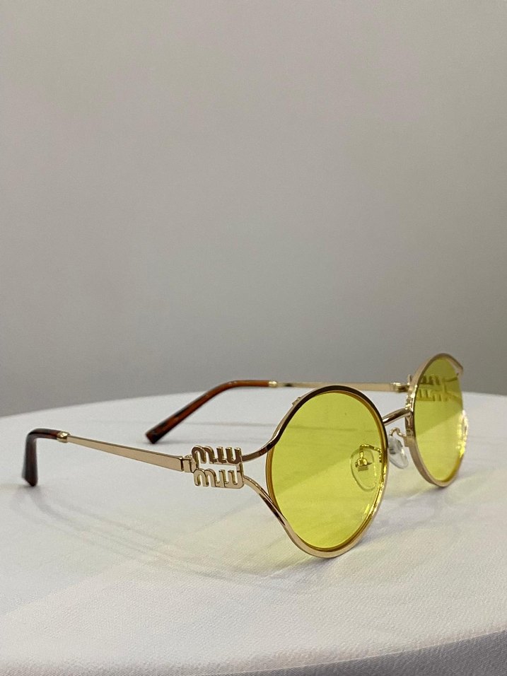Şeffaf Sarı Yuvarlak Kadın Güneş Gözlüğü - Görsel 2