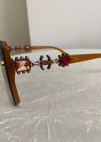 Zincir Detaylı Parlak Kahverengi CHANEL Gözlük - Görsel 4