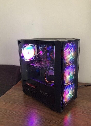  Oyun bilgisayarı (rx 570 4gb ,i3 7100 ,msı h110 m pro vd , 16 g