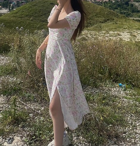 xs Beden beyaz Renk Çiçekli Yırtmaçlı elbise