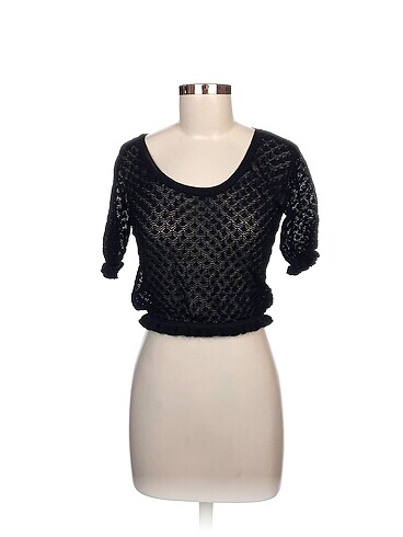 Zara Bluz %70 İndirimli.