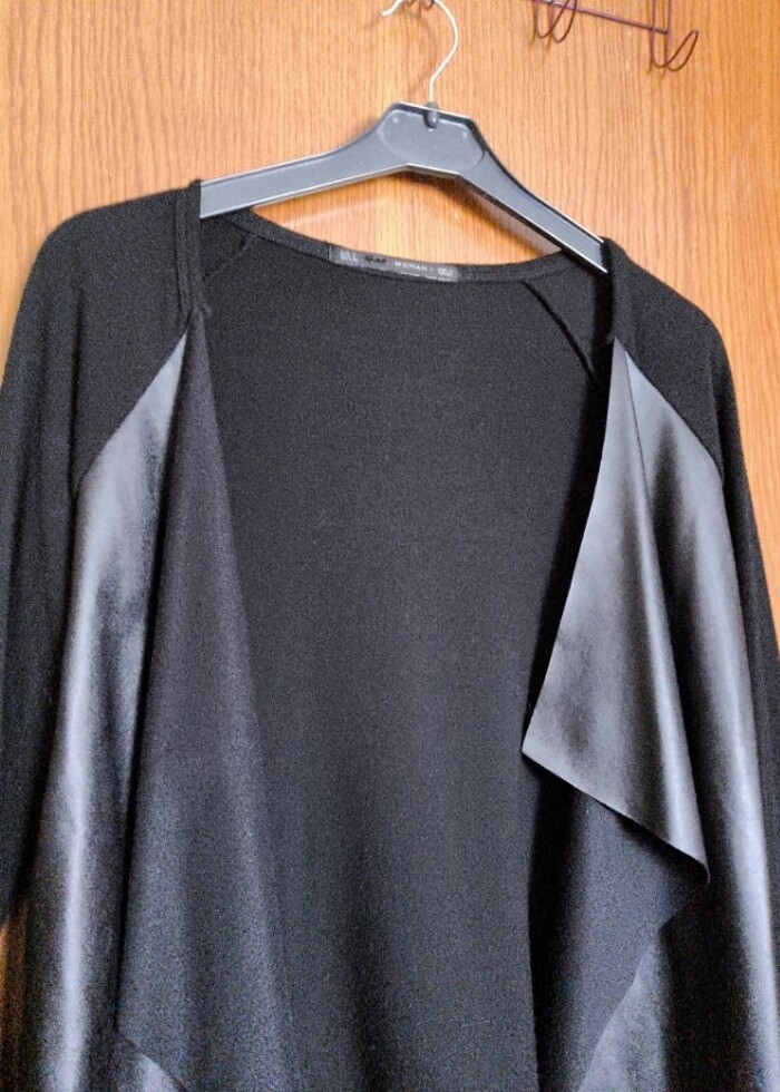 Zara Baharlık siyah hırka  - Görsel 3