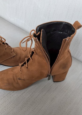 Bej Süet Kadın Topuklu Bot - Görsel 5