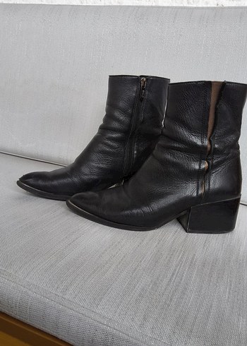 Siyah Deri kalın Topuklu Kadın Bot - Görsel 5
