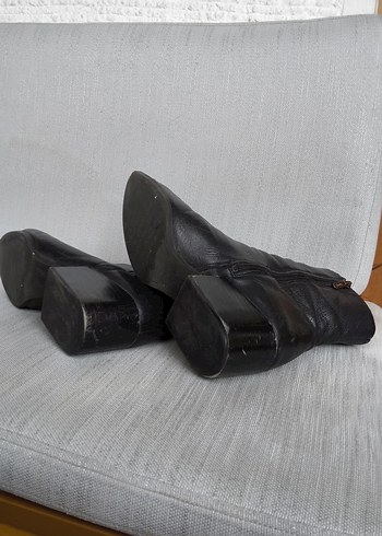 Siyah Deri kalın Topuklu Kadın Bot - Görsel 6
