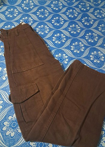 Kahverengi kargo pantolon