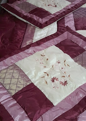 Bordo Nakışlı Yatak Örtüsü - Görsel 7