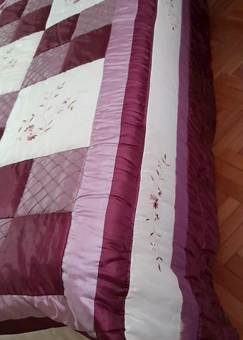 Bordo Nakışlı Yatak Örtüsü - Görsel 6