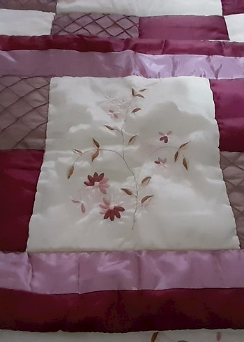 Bordo Nakışlı Yatak Örtüsü - Görsel 8