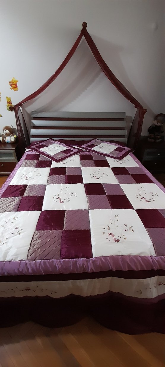 Bordo Nakışlı Yatak Örtüsü - Görsel 2