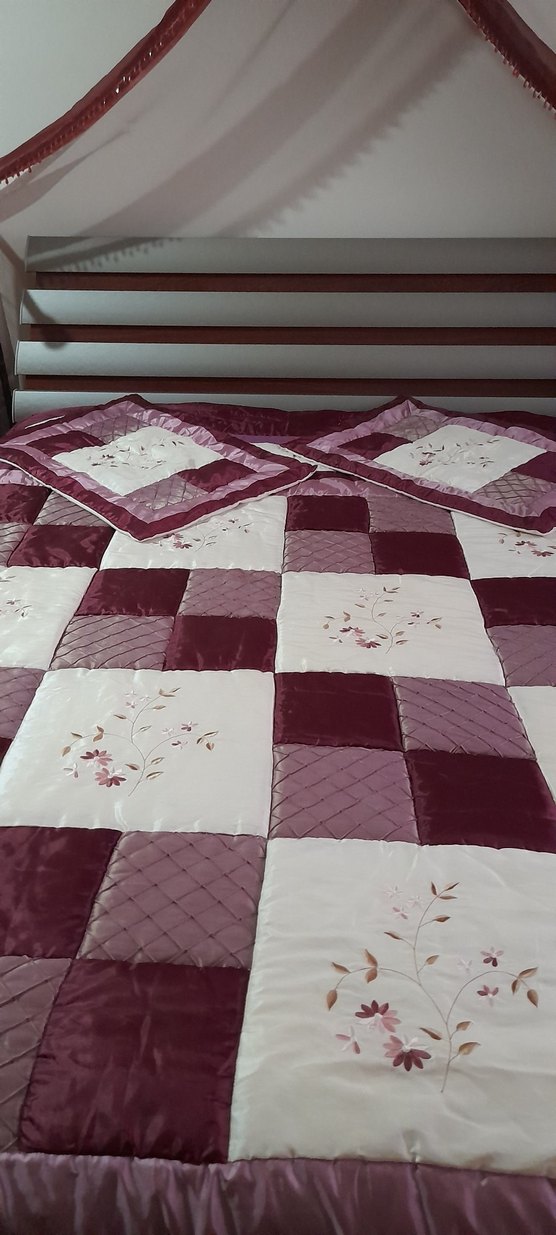 Bordo Nakışlı Yatak Örtüsü - Görsel 5