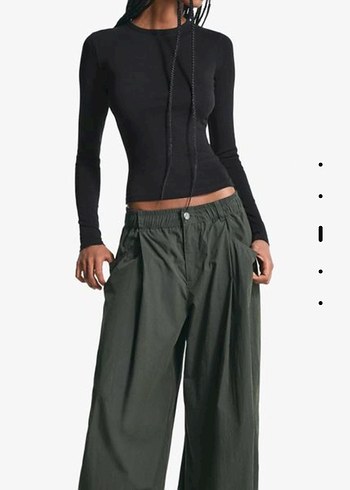 Bershka Siyah Kadın Uzun Kollu Basic crop