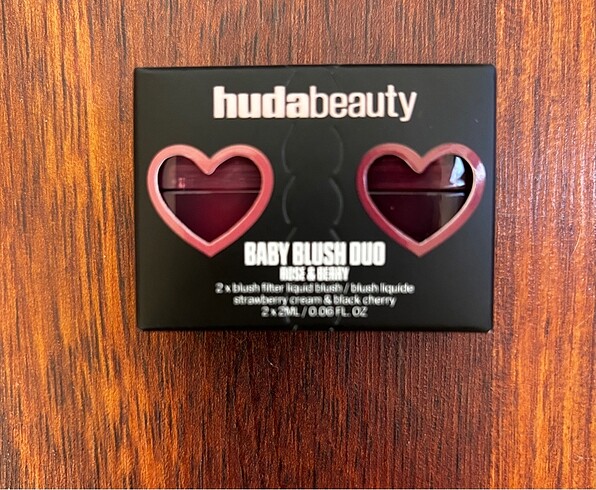 Huda Beauty Allık Set