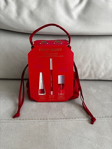 Fenty Beauty Lip Set
