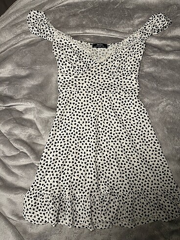 Bershka Elbise