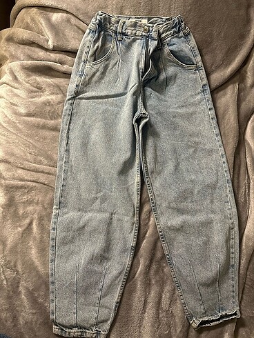 32 Beden Bershka Jean