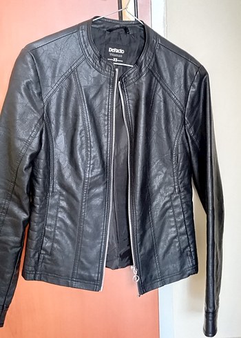 Siyah Kadın Deri Biker Ceket