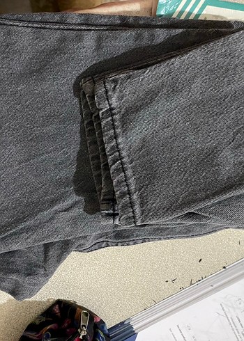 Gri Düğmeli Bol Kesim Kadın Kot Pantolon - Görsel 2