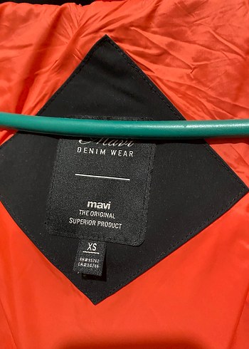 Siyah Kürklü Kadın Kışlık Mont - Görsel 5