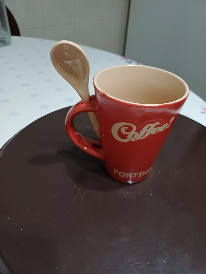 Kırmızı Seramik Kupa ve Kaşığı - Görsel 3