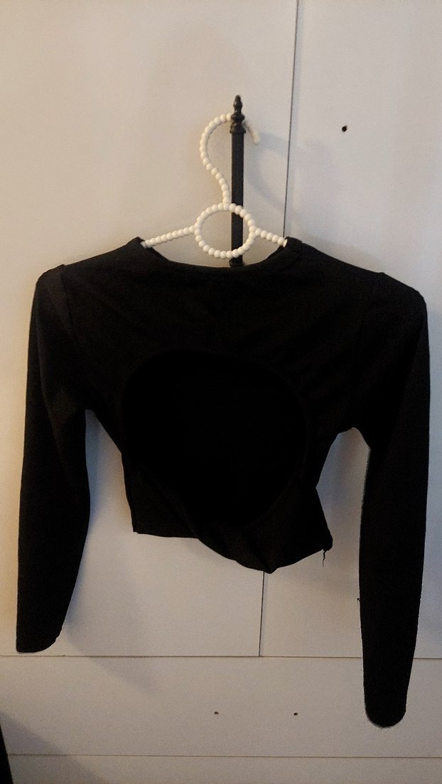 Siyah Uzun Kollu Crop Top - Görsel 2