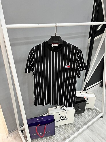 Tommy hilfiger tişört 0 pamuk ETİKETLİ