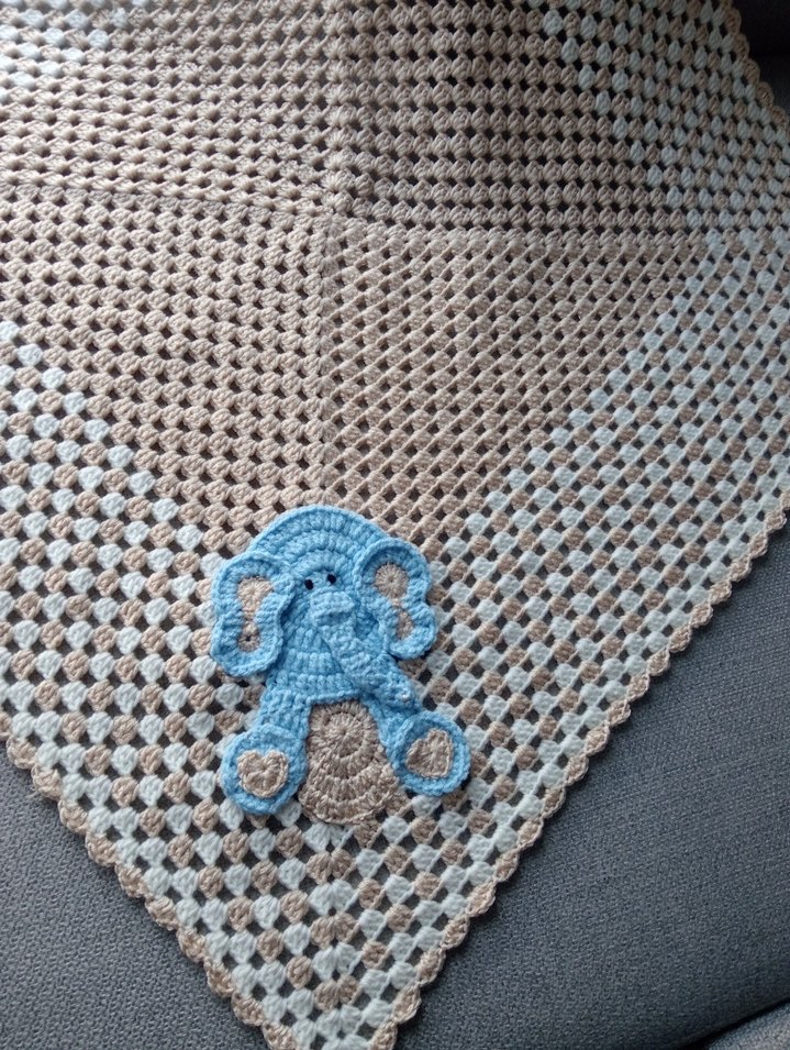 Nakışlı Örgü Bebek Battaniyesi - Görsel 4