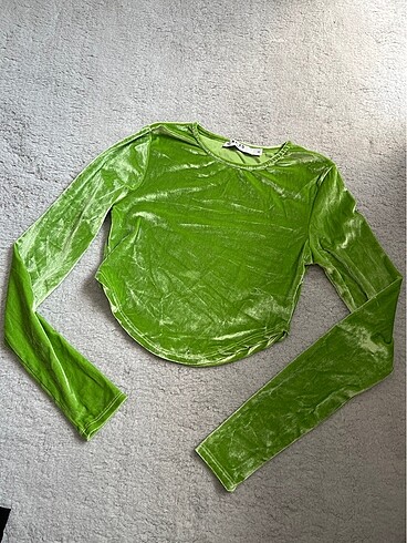 nakd yeşil kadife kumaş crop bluz