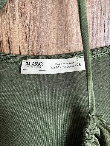 m Beden pull&bear yeşil bluz