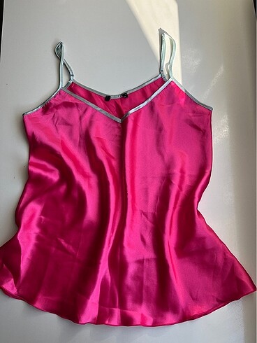 pembe saten askılı pijama üstü 