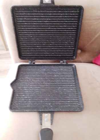 Beden Emsan ocak üstü grill tost tavası