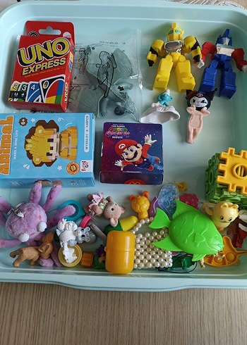 Renkli Oyun Ve Figur Seti Eglence Dolusu