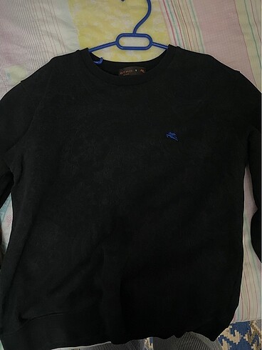 Siyah sweatshirt