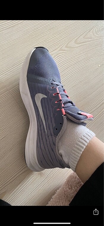 Orijinal Nike yürüyüş ayakkabısı