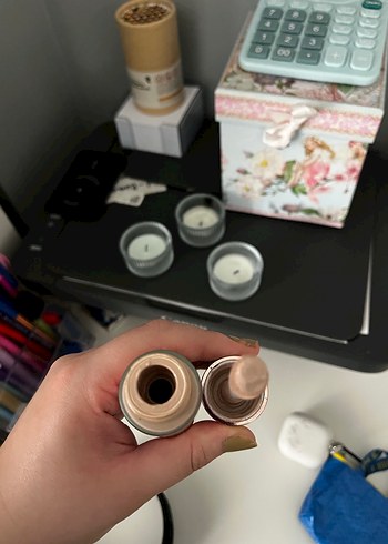 Revolution Conceal & Define Fondöten F1 - Görsel 3